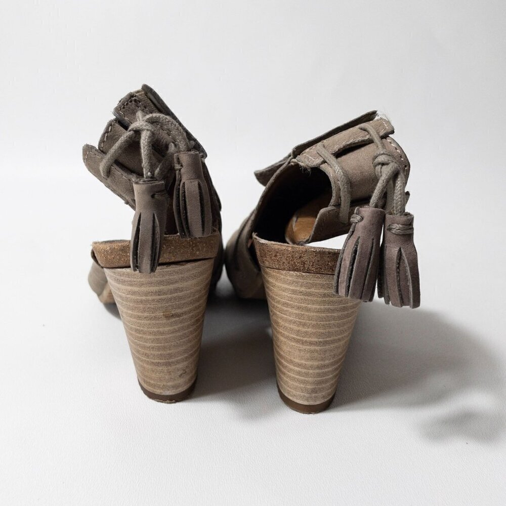 Miz Mooz Maddie Leather Heeled Sandals With Side Zipper & Tassel Accents Size 7. - Picture 7 of 12